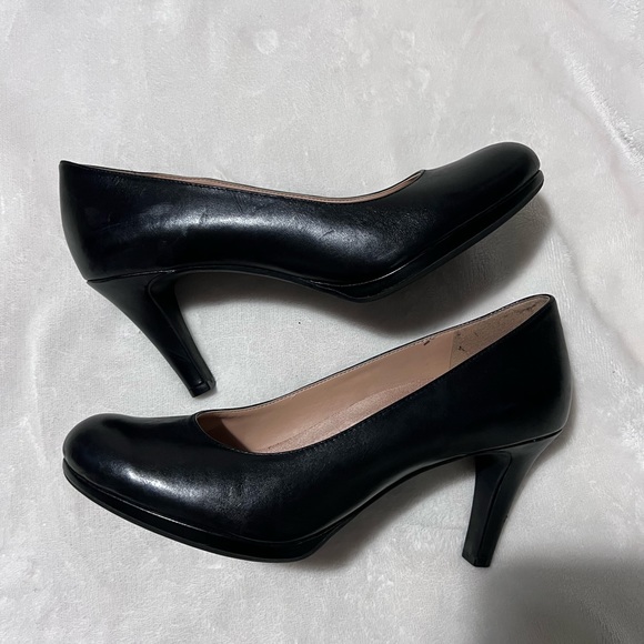 Comfortable black Naturalizer office black pumps - Picture 4 of 6